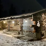 Kelogornitsa - Levikeskus 2 Km - Bus 300 M Huoneisto