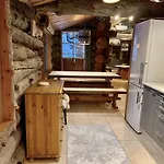 Appartement Kelogornitsa - Levikeskus 2 Km - Bus 300 M *
