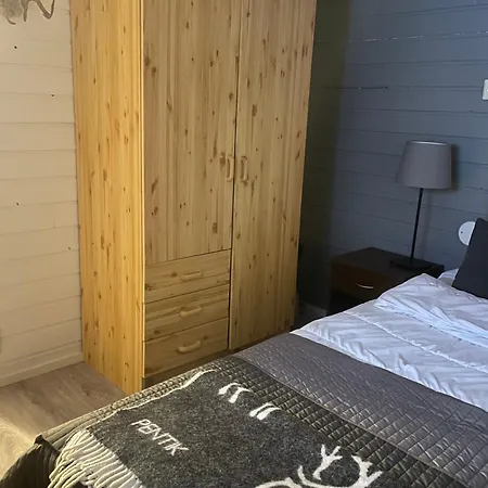 Kelogornitsa - Levikeskus 2 Km - Bus 300 M Kittila (Lapland)