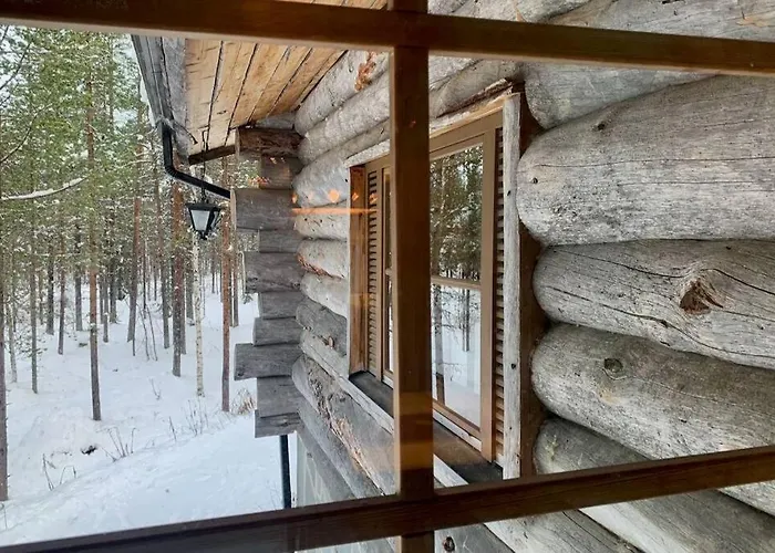 Kelogornitsa - Levikeskus 2 Km - Bus 300 M * Kittilä