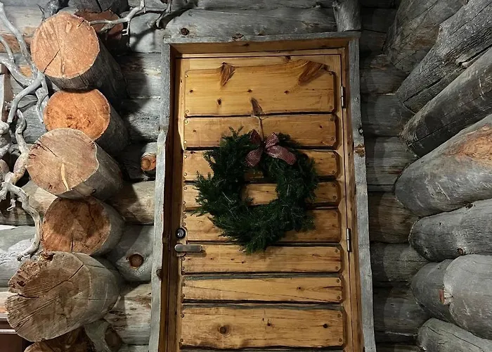 Kelogornitsa - Levikeskus 2 Km - Bus 300 M * Kittilä