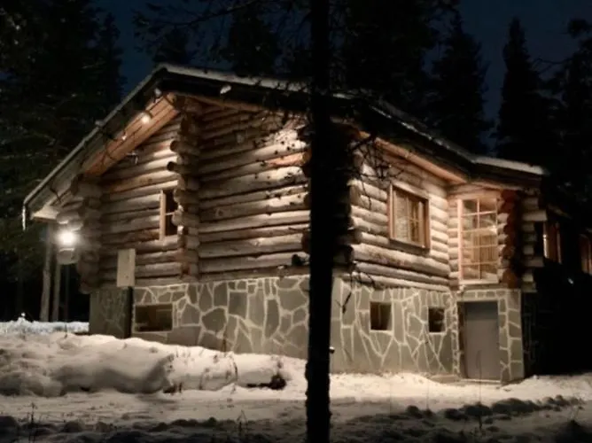 Kelogornitsa - Levikeskus 2 Km - Bus 300 M アパート *